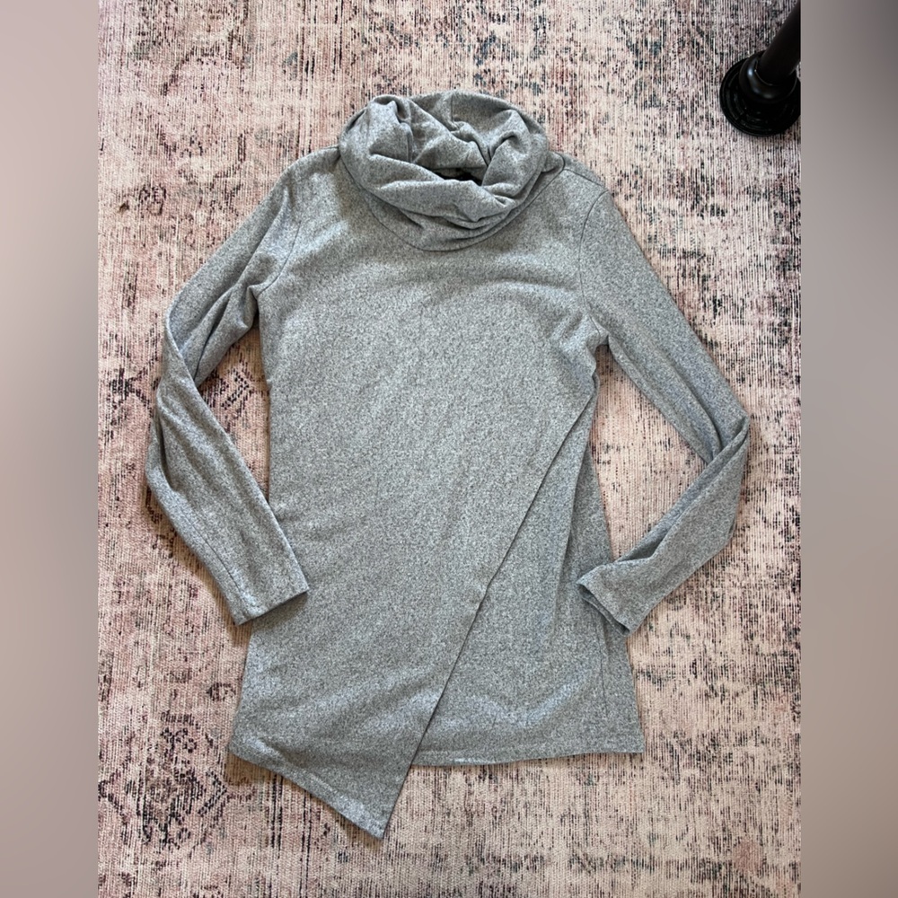 Amaryllis Gray Cowl Neck Sweater Lightweight Knit